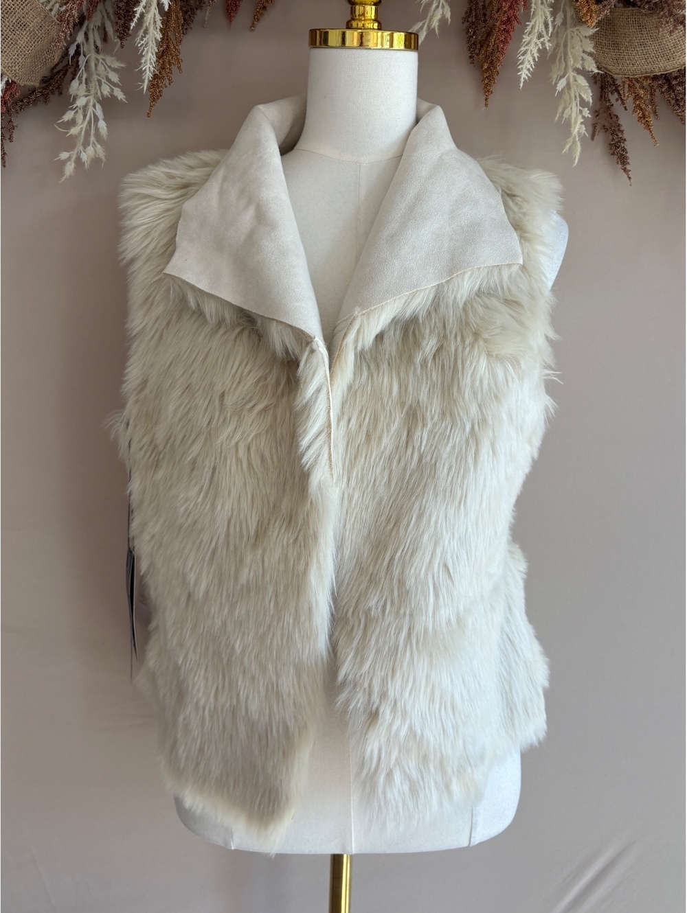 Jennifer Lopez Blue Waters White Sand Faux Fur Vest Size Small